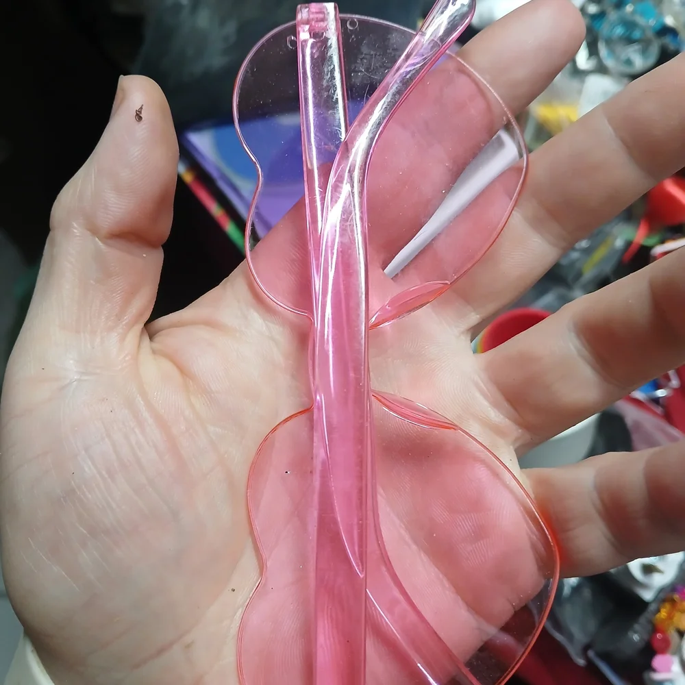 Kids Heart-Shaped Sunglasses - Pink